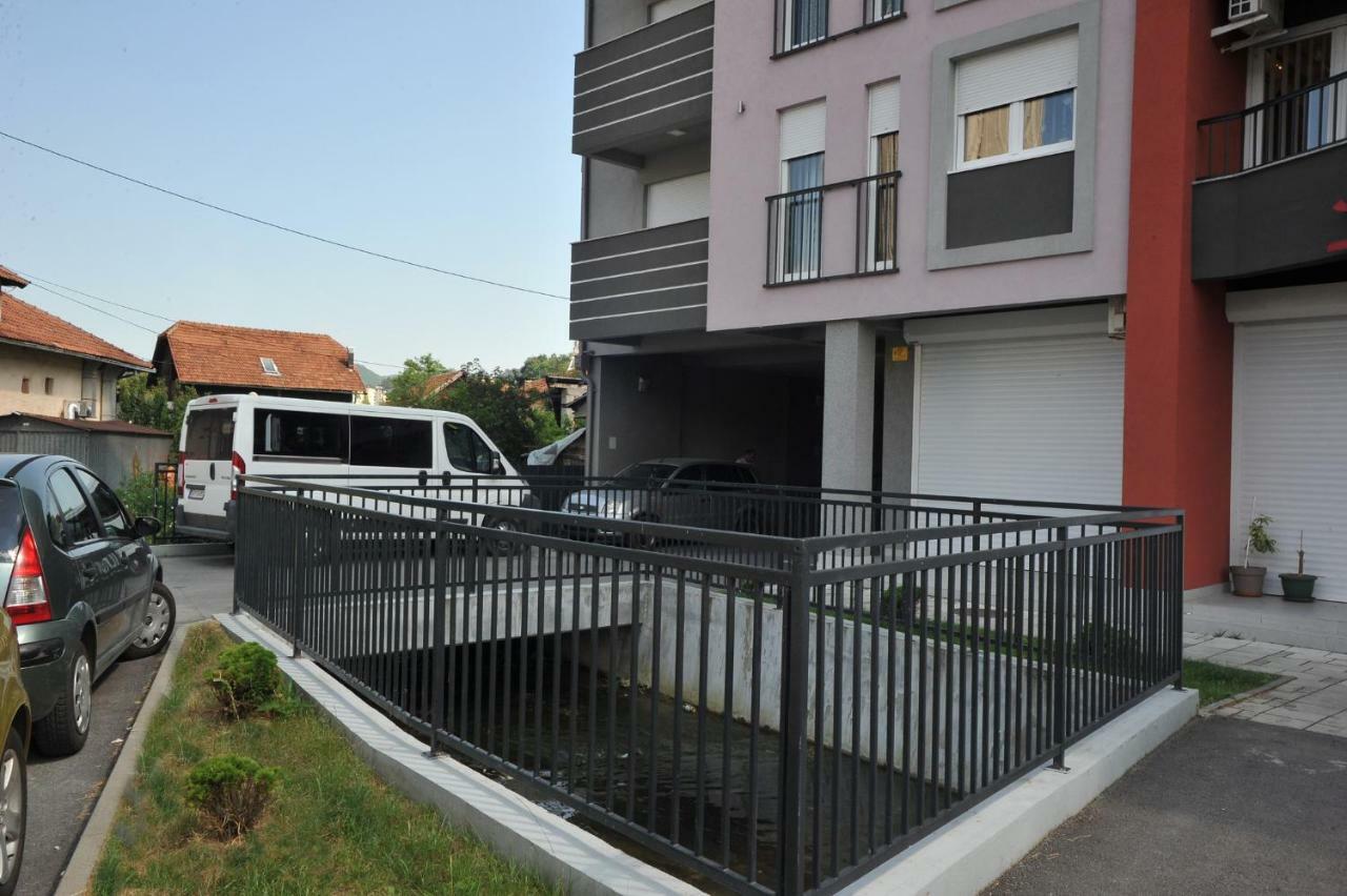 Apartment Exclusive Ужице Экстерьер фото